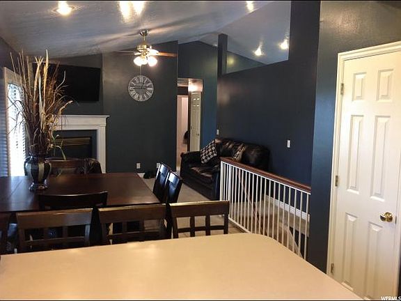 3rd image of 5778 S Clear Vista Cir