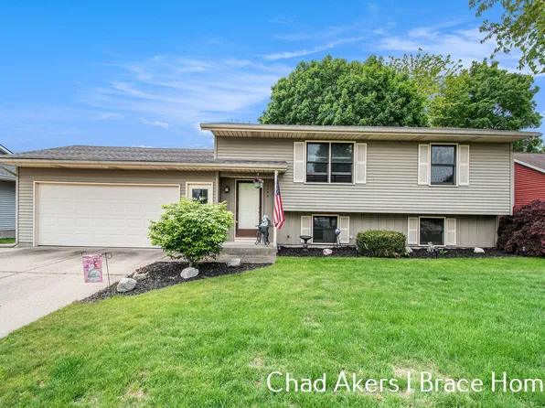 2140 Sandstone Dr, Jenison, MI 49428