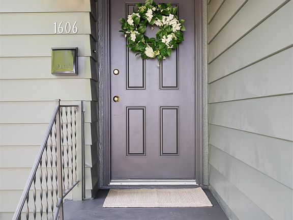 5th image of 1606 Davison Ave