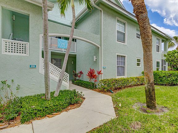 5th image of 207 Mainsail Cir
