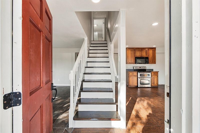 2nd image of 13426 61st Avenue SE