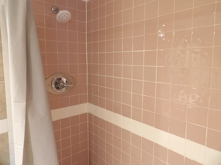 195 Fanshaw E #195 — Photo 23