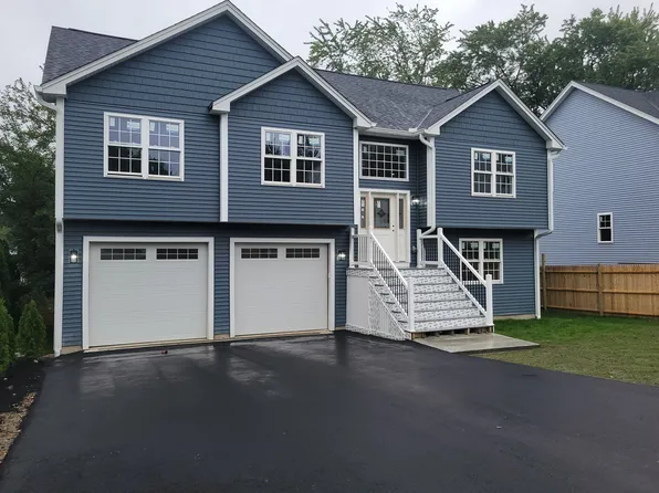 26 Bowker St, Worcester, MA 01604