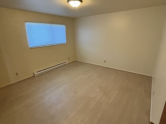 5th image of 2006 W Woodriver Dr APT 18