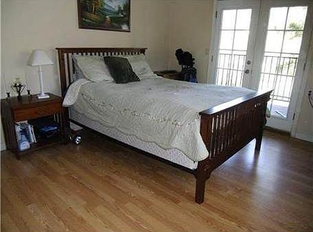 5th image of 1353 Calgary Dr