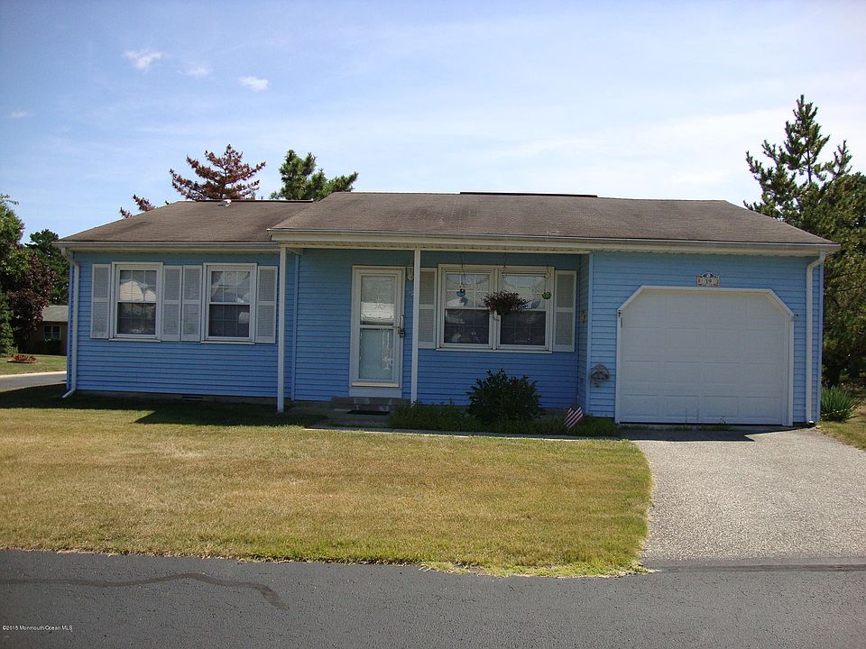 1st image of 19 Caribou Drive