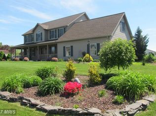 1690 Malibu Dr, Chambersburg, PA 17202