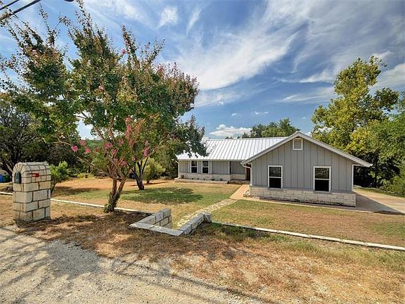 4th image of 5609 Club House Dr