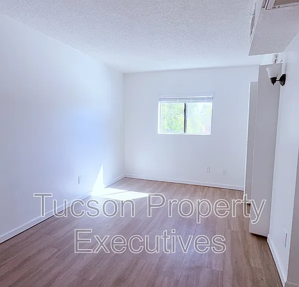 3810 E Monte Vista Dr #206 — Photo 13