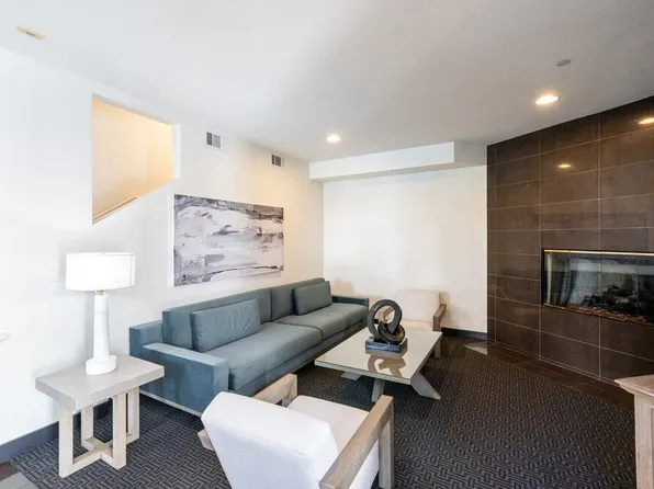 Park Regency Apartments
