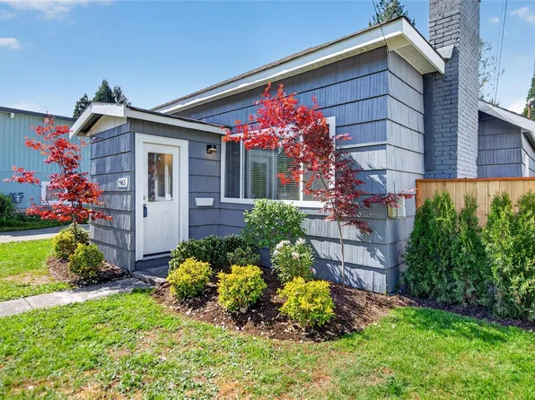 1965 Piercy Ave, Courtenay, BC V9N 3G5