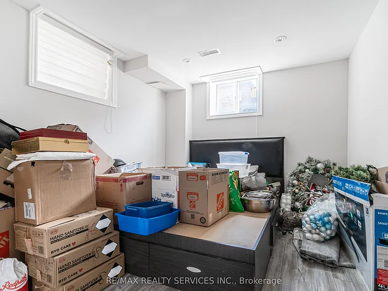 406 Cedar Hedge Rd — Photo 35