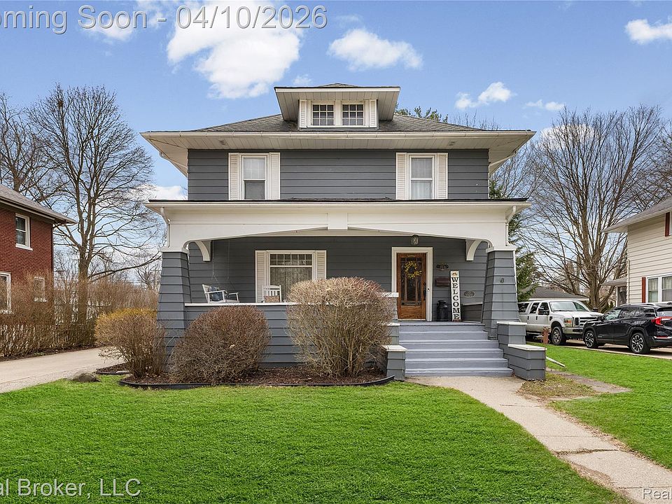 1st image of 183 W Saint Clair St S