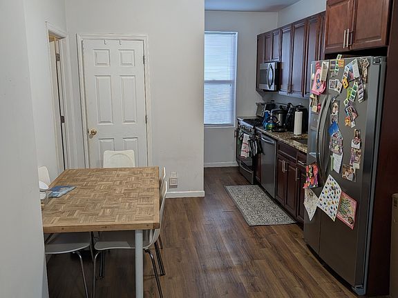 2nd image of 144 Franklin St #1