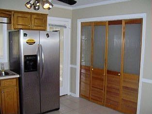 4th image of 5487 Glenview Dr