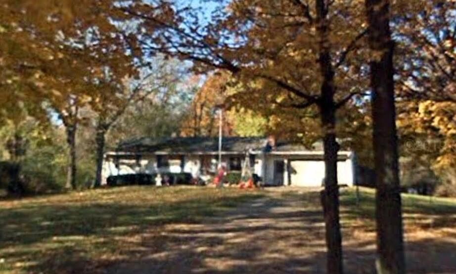 1st image of 15834 Grove Rd