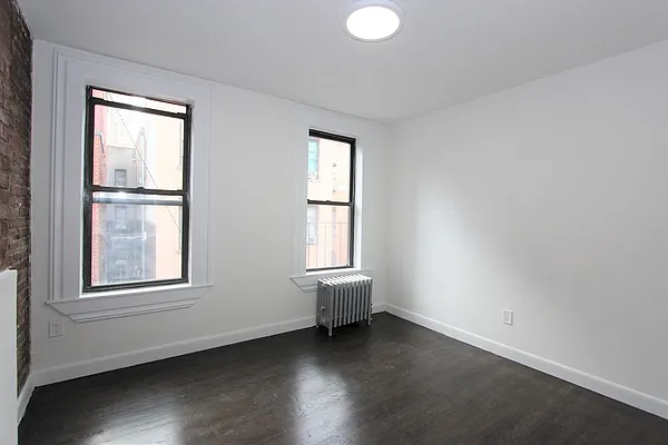 Rented by Dynamik Realty | media 15