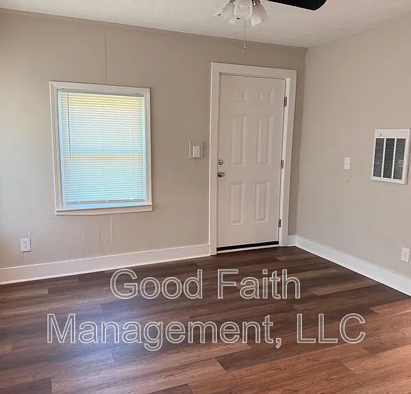 2247 Sullivan Rd — Photo 6