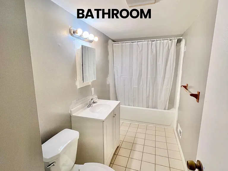 304 Dorrance St #B — Photo 10