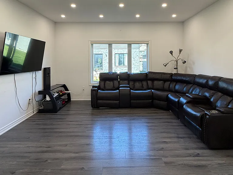 72 McLean Ave — Photo 7