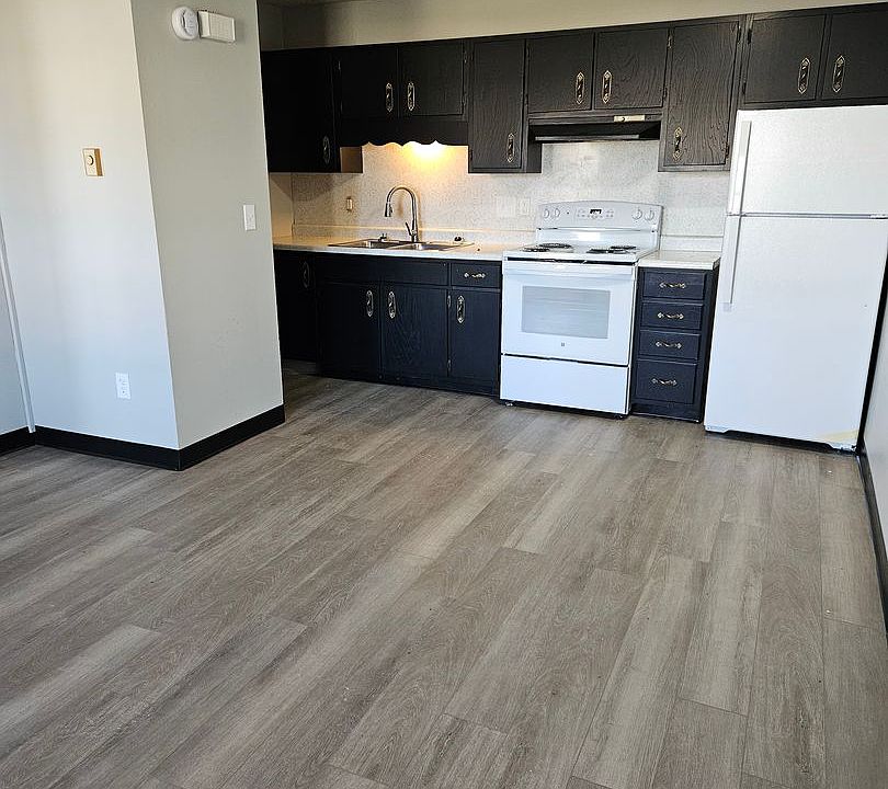 1st image of 26 Sunnyslope Dr #26C