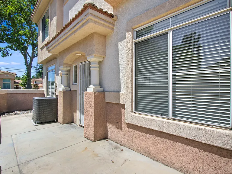 904 N Turner Ave #17 — Photo 20