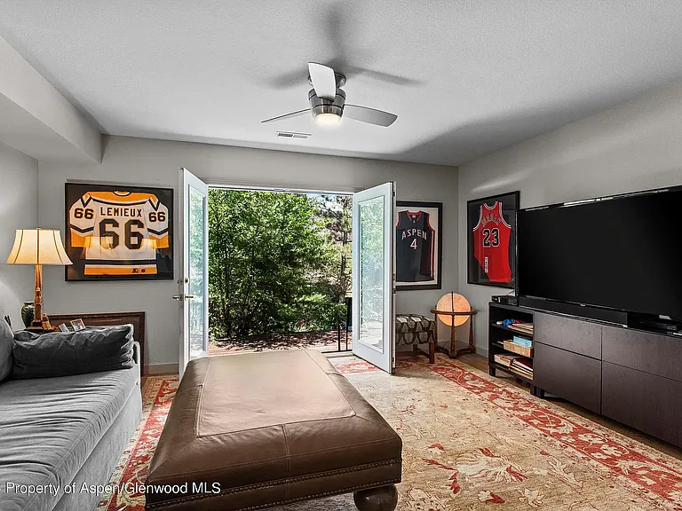 37 Sagewood Ct — Photo 22