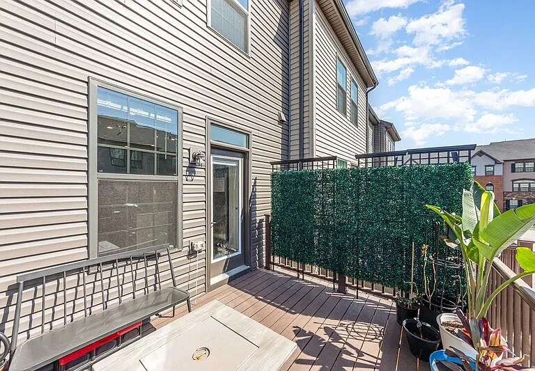 1208 Alum Spring Rd — Photo 22