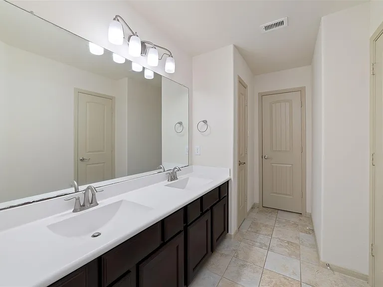 23203 Mirtillo Ct — Photo 35