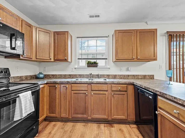 1381 Old Virginia Beach Rd — Photo 3