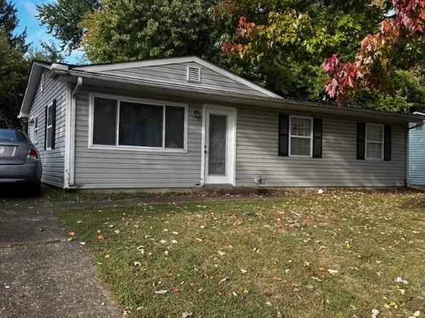2205 Larch Drive, Clarksville, IN 47129