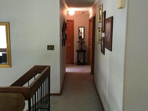 5th image of 99 Buckingham Dr