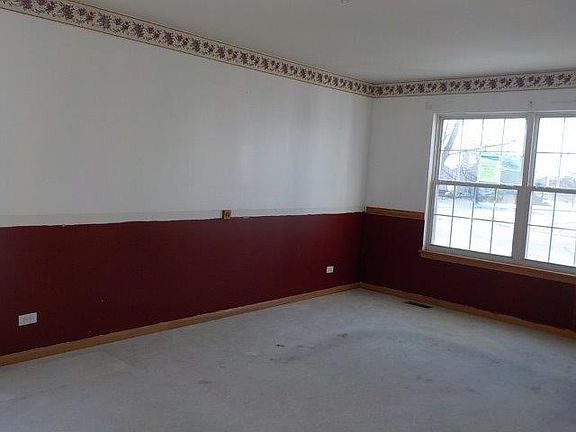 4th image of 9882 Chetwood Dr