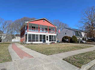 12 Crestmont Dr, Somers Point, NJ