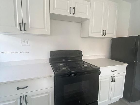 5th image of 1922 NW 1st St #3