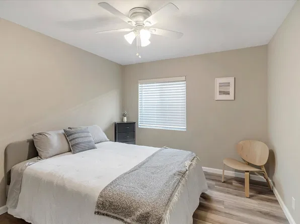209 Madison Ave, Redwood City, CA