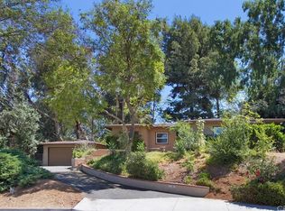 2983 Ivy St, Riverside, CA 92506