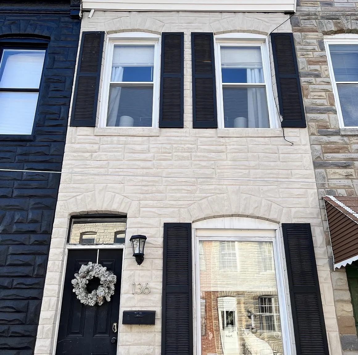 2 bed, 936 sqft, $1,750 — Photo 2