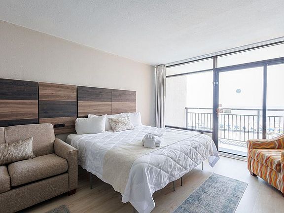 5th image of 1501 S Ocean Blvd. #429