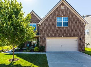 912 Serviceberry Dr, Lexington, KY 40511