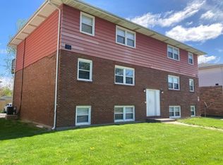 620 W 63rd, Davenport, IA 52806