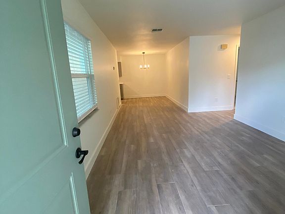 2nd image of 1410 Park Lake St