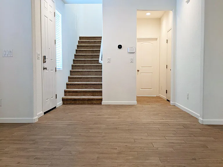 4347 Poppy Meadow St — Photo 3
