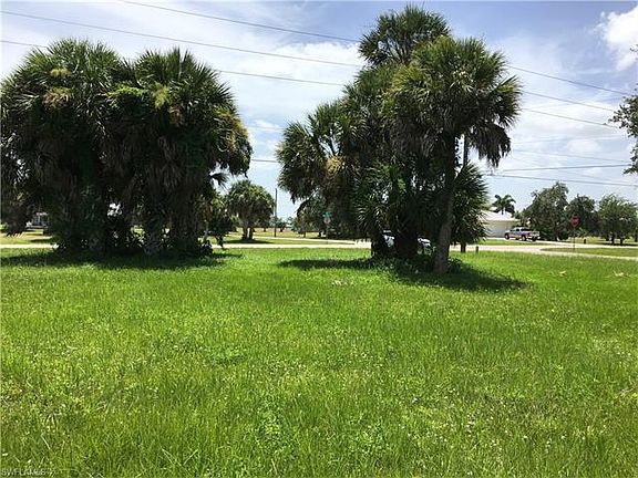 3rd image of 16391 Cape Horn Blvd