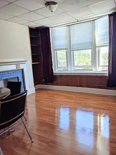 3 Linden St Photo 1