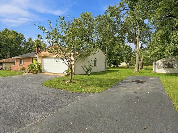 3rd image of 7698 Blacklick Eastern Rd NW
