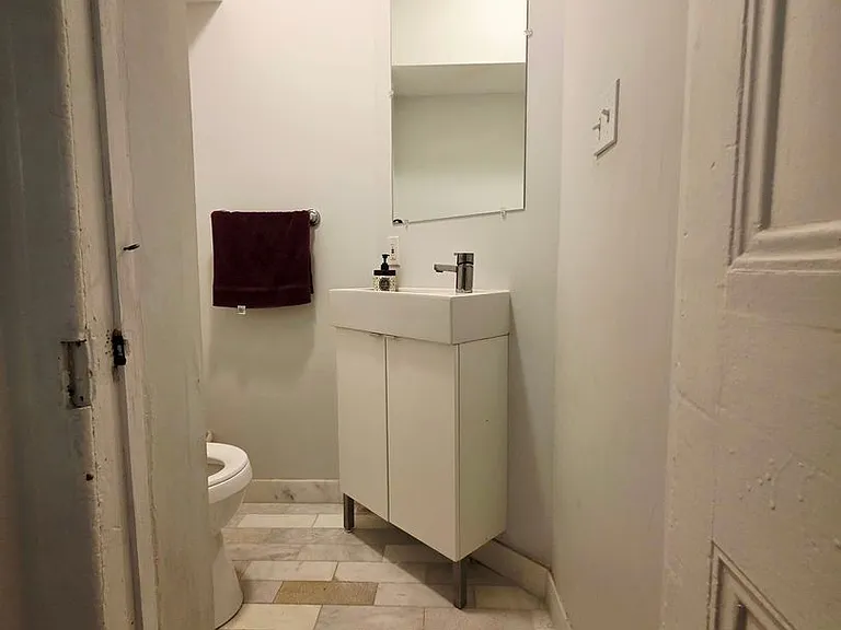 1409 Sheffield St — Photo 13