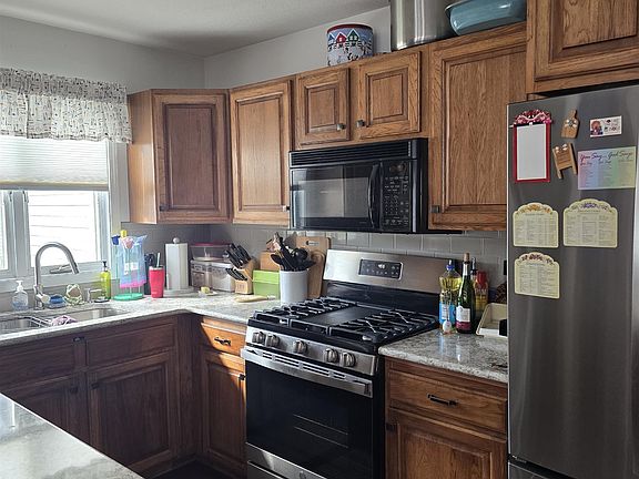 3rd image of 145 Timber Ridge Dr