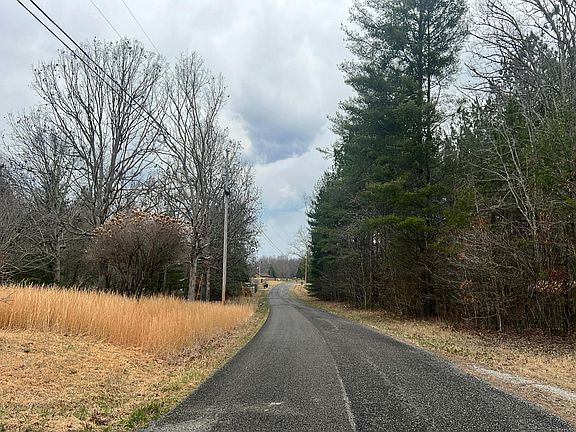 4th image of 846 Hugh Jones Rd