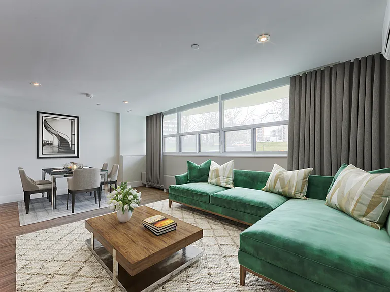 24 Leith Hill Rd — Photo 14